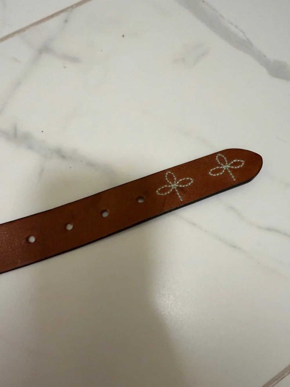 Brown Leather Belt with Embroidered Detail and Brass Buckle - Picture 4 of 6